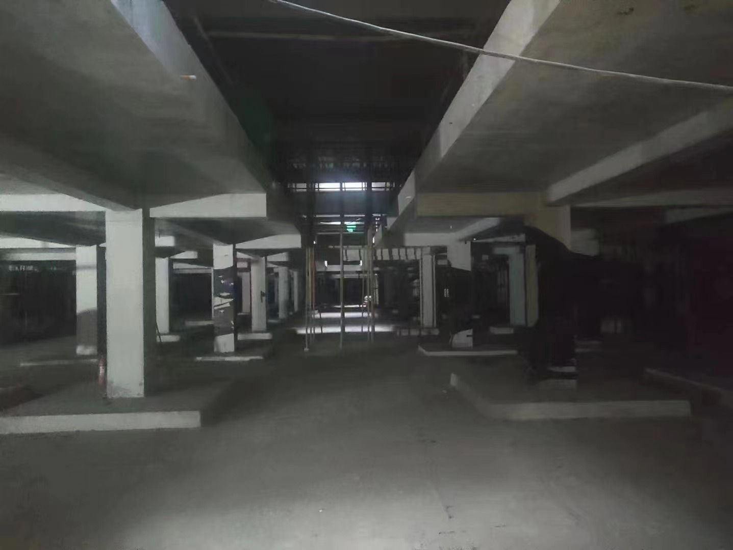 玉林山东又一个上海博普LOFT车库拔地而起